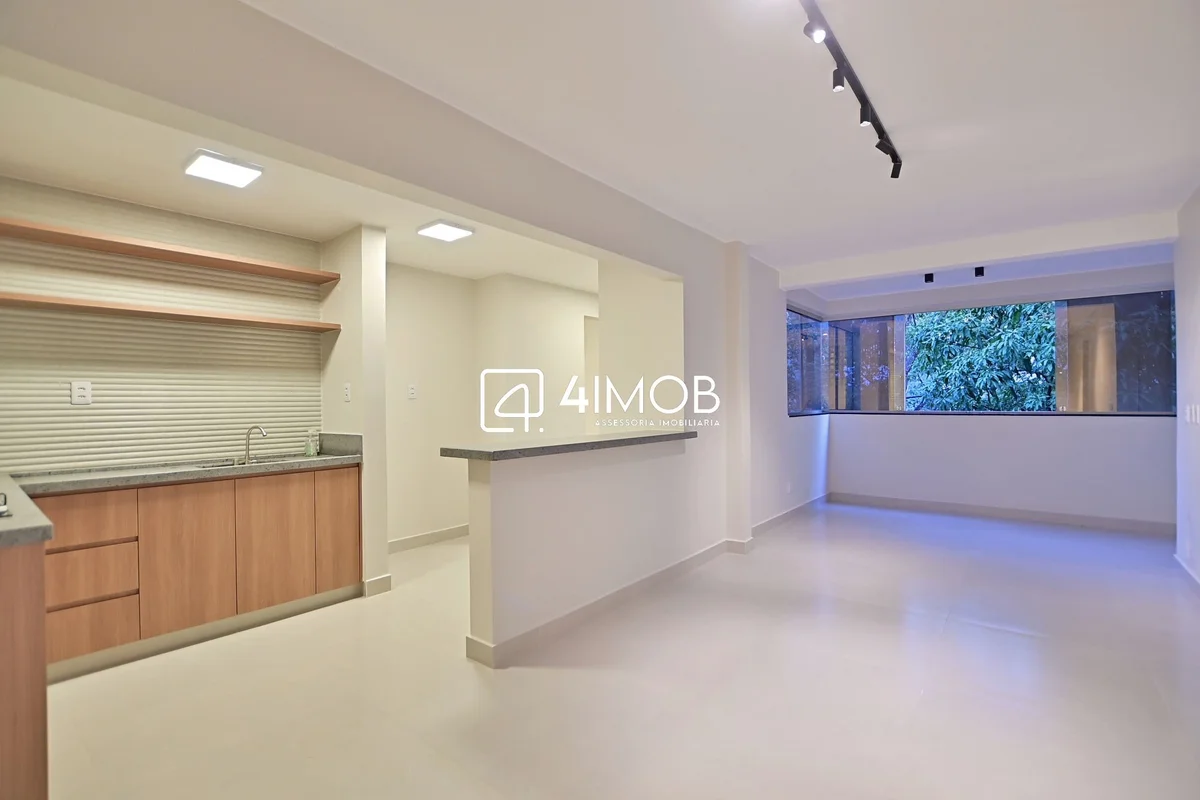 Alguns apartamentos precisam de reforma. Neste, você só precisa entrar e morar.N...