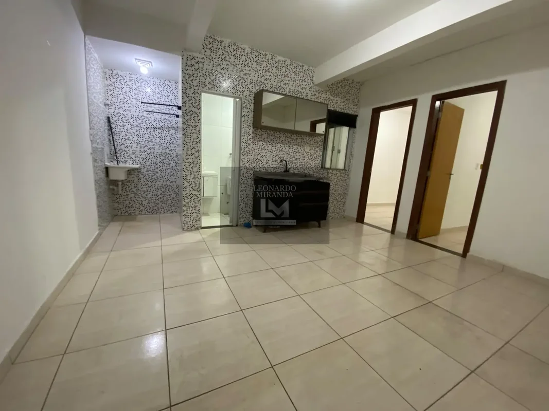 ALUGA-SE APARTAMENTO – EXCELENTE LOCALIZAÇÃOApartamento com 50 m², localizado no...