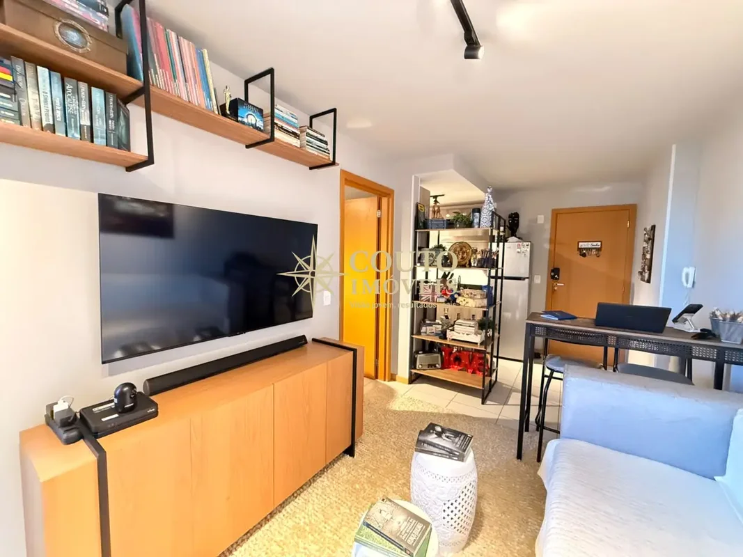 Apartamento Exclusivo de 1 Quarto com Varanda Gourmet e Vista Livre no Residenci...