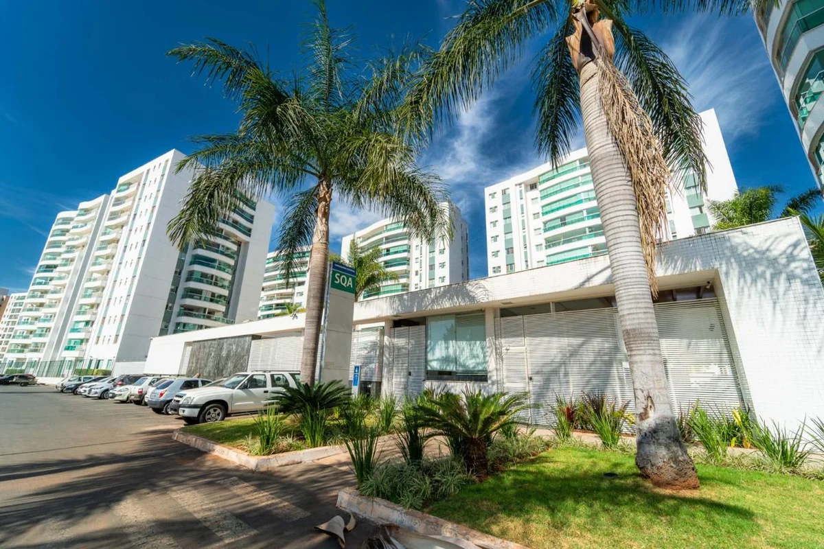 Descubra este elegante apartamento de 4 quartos (sendo 2 suítes) no QI 29, Guara...
