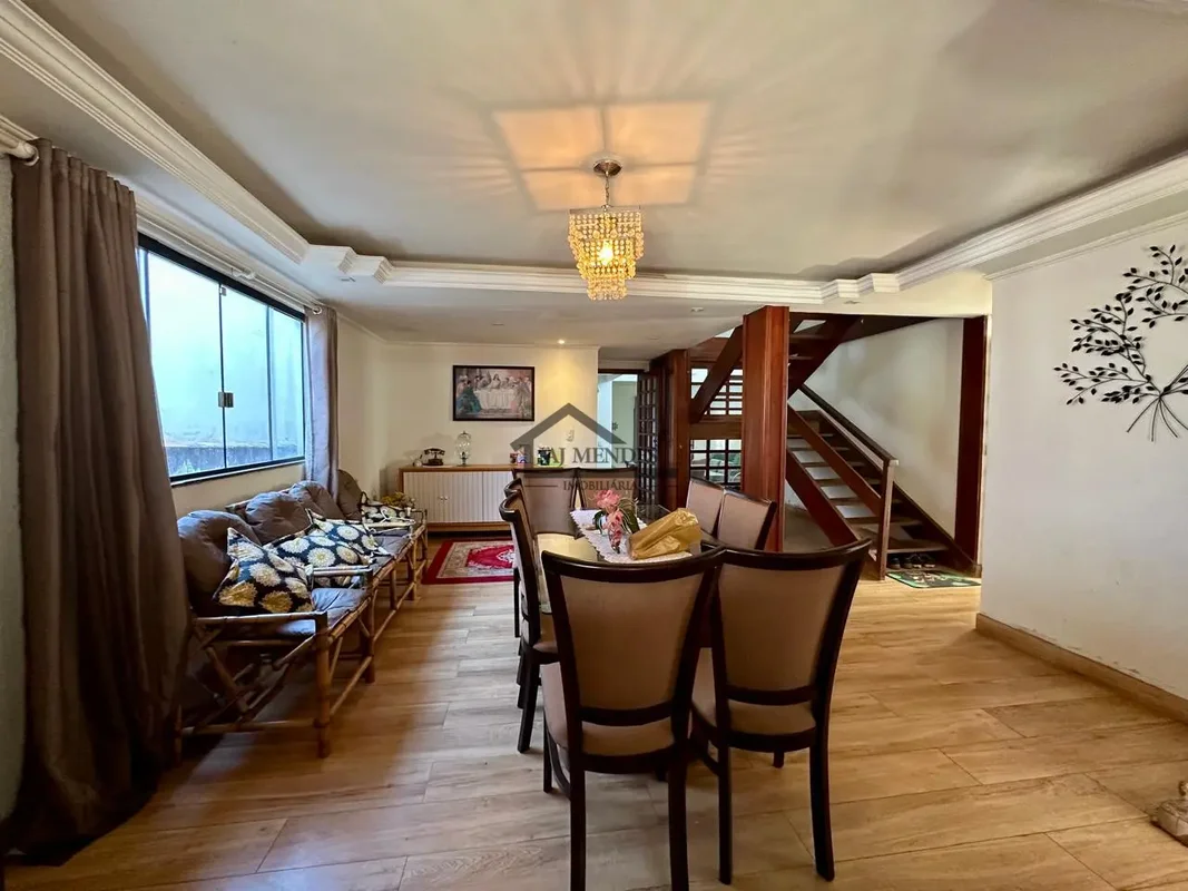 AJ MENDES VENDE CASA EM SOBRADINHO DFCasa com excelente localização, lote vazado...