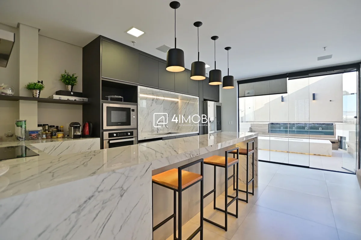 More bem. Viva melhor.Projeto: João Decicco - Studio Arqline.Imagine chegar em c...