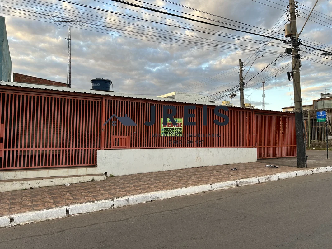 JREIS ESCRITÓRIO IMOBILIÁRIOImóvel com ótima localização, situado na Ceilândia S...