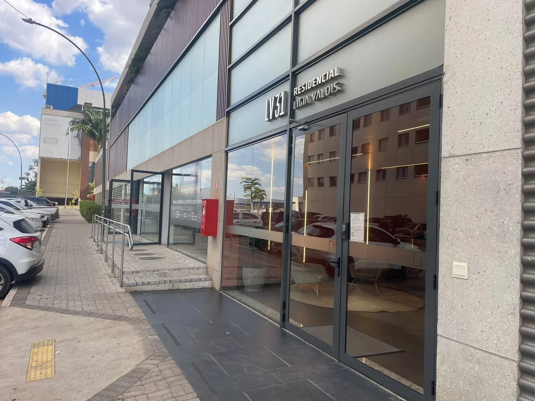 Oportunidade rara em Águas Claras para empresas que buscam estrutura, visibilida...