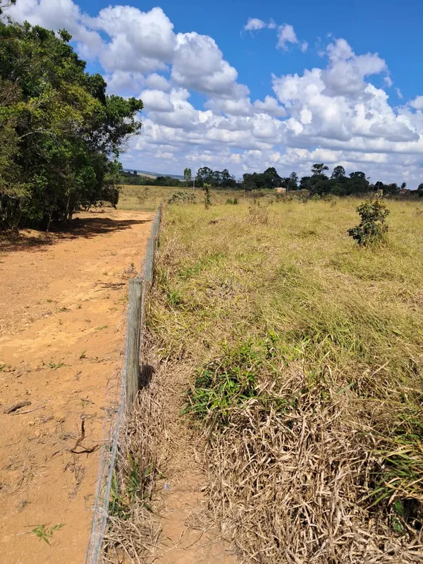 Terreno Perto de Abadiânia. 6700 MT2. Com rede de energia e documento de compra ...