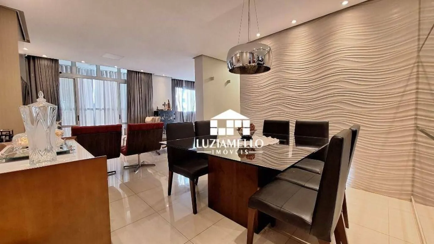 RUA 36 SUL, VILLA PAVANELLI II - EXCELENTE APARTAMENTO DE 4 QUARTOS, TRANSFORMAD...