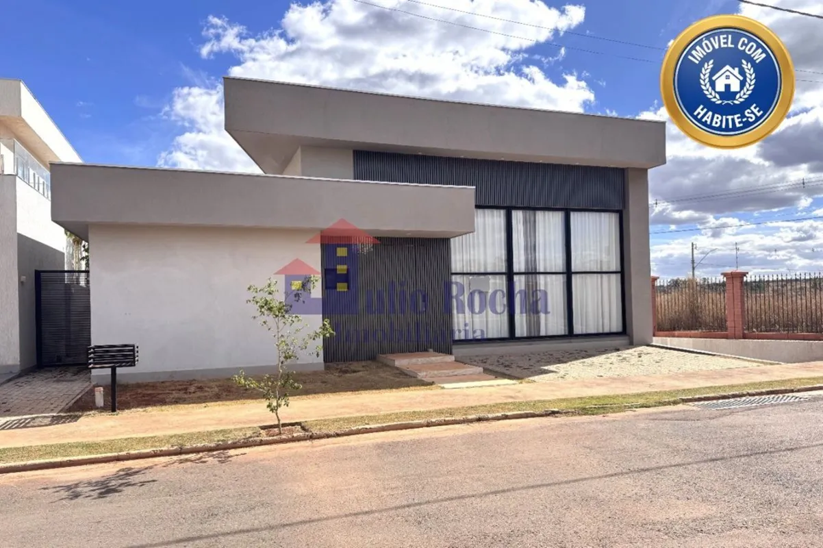 JULIO ROCHA IMOBILIARIA VENDE !MARAVILHOSA CASA TÉRREA NO CONDOMÍNIO LE JARDIN I...