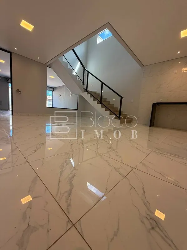 VENDO CASA MODERNA - VICENTE PIRES/DFAdriana 61-99676-6474Casa nova, moderna e a...