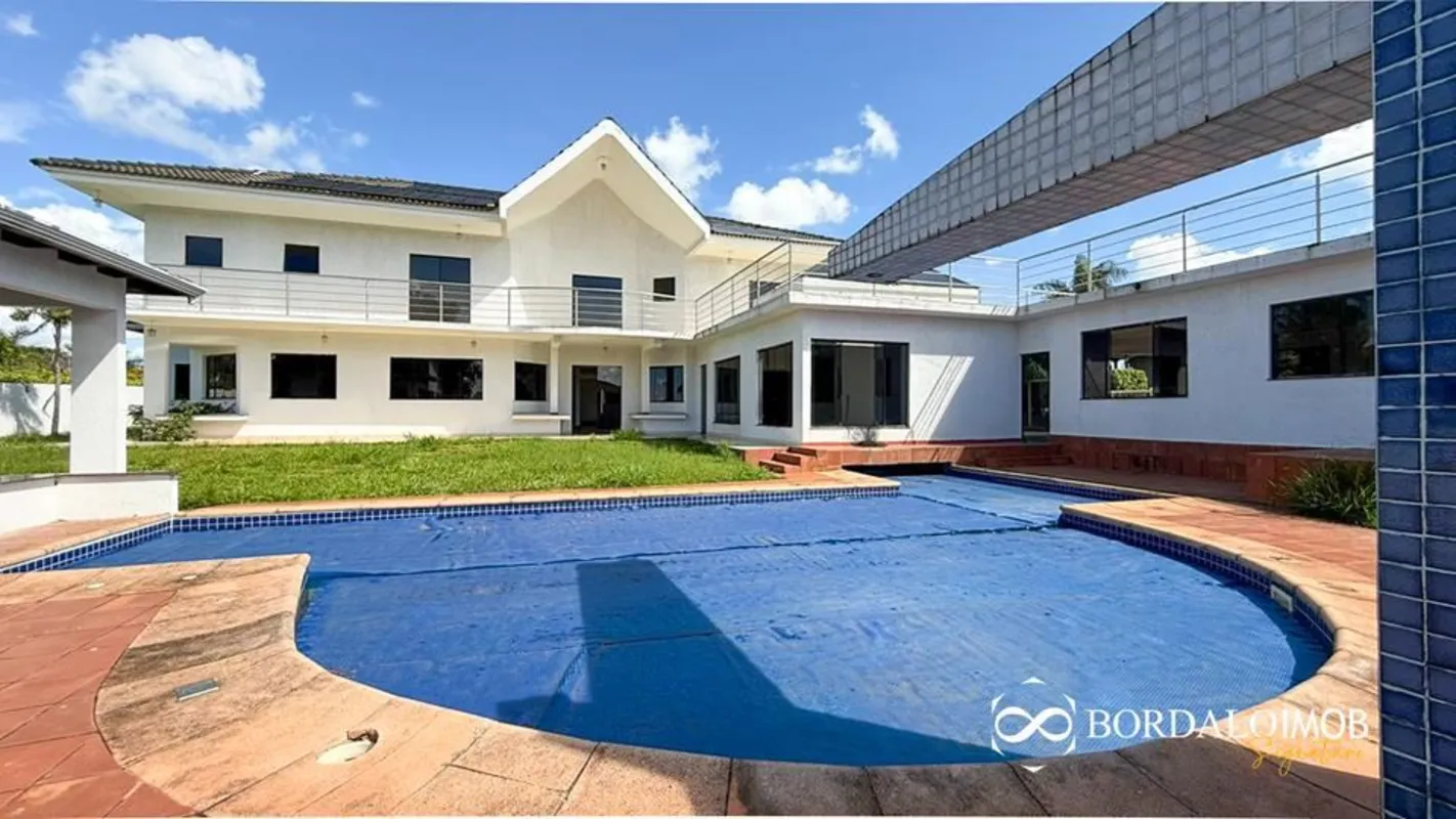VILLA152548 - Última atualização: 15/08/26 23:31Casa de Alto Padrão na SMPW QD 8...