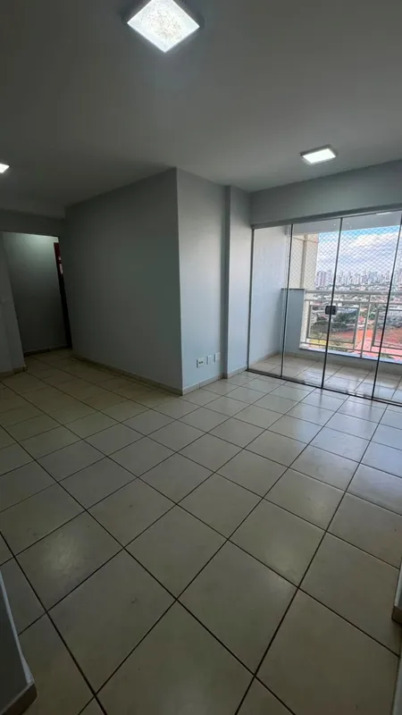 Apartamento com 3 quartos, sendo uma suíte e repleto de amarios planejados. 06/0...