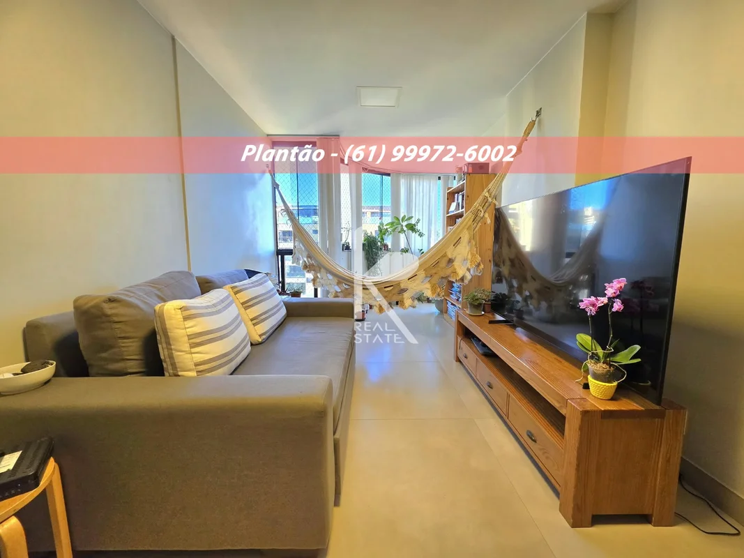 Apartamento com 106,95m² de area privativa, composto de sala com varanda, 3 quar...