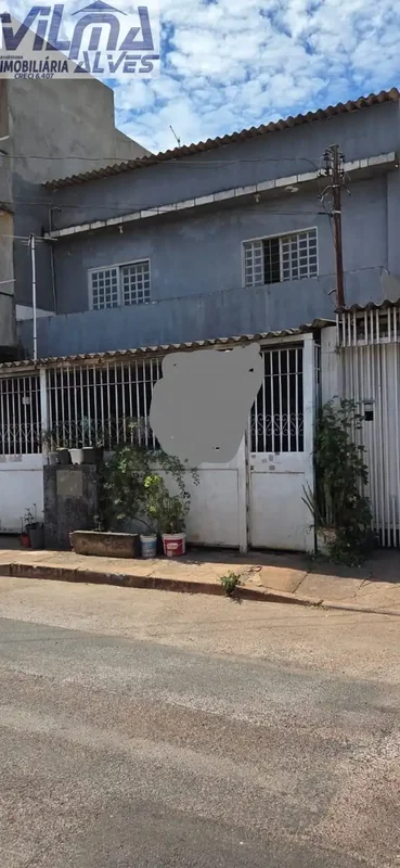 IMOBILIÁRIA VILMA ALVES VENDE SOBRADO DIVIDIDO EM 3 RESIDÊNCIAS:TÉRREO:CASA DA F...