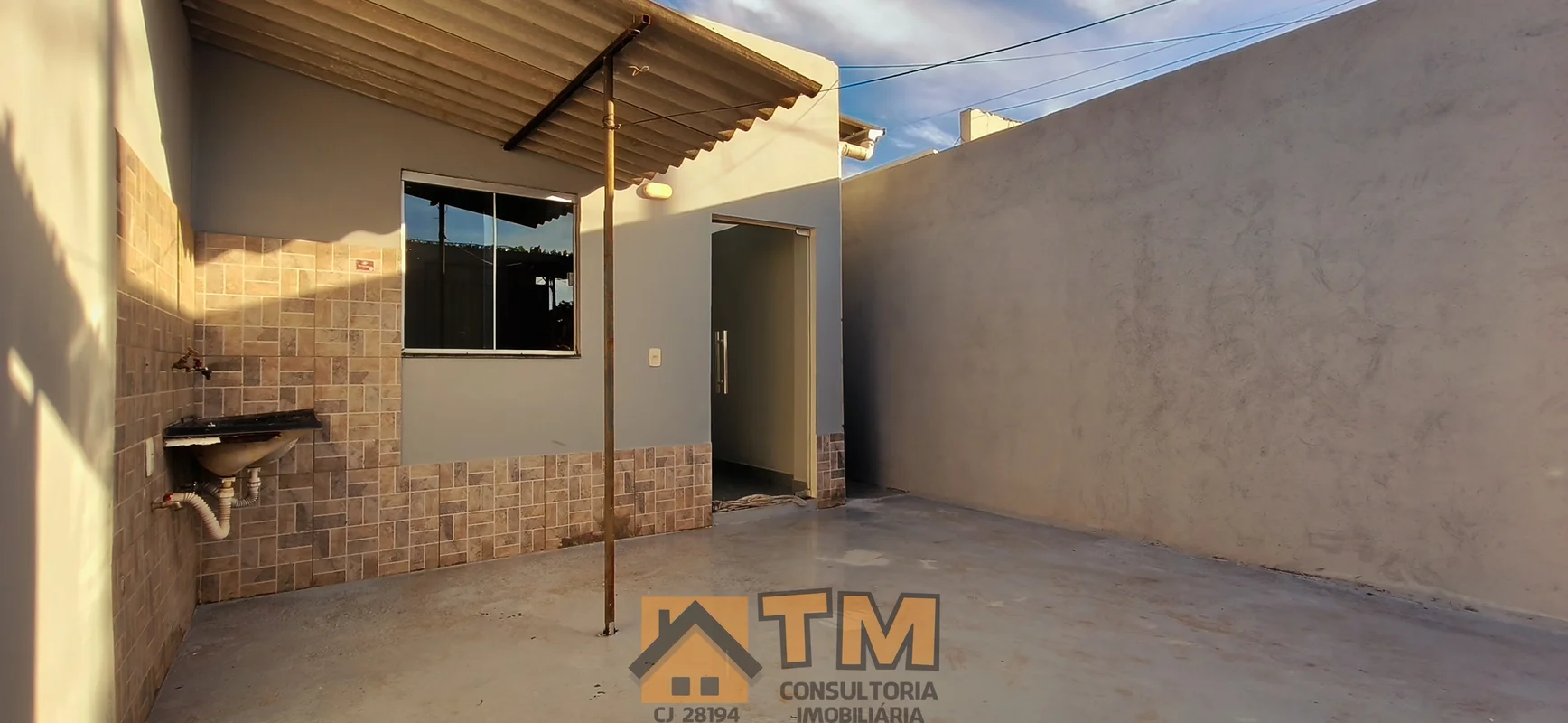 OPORTUNIDADE DE SAIR DO ALUGUEL.EXCELENTE CASA COM 2 QUARTOS, NO BAIRRO MORRO DA...