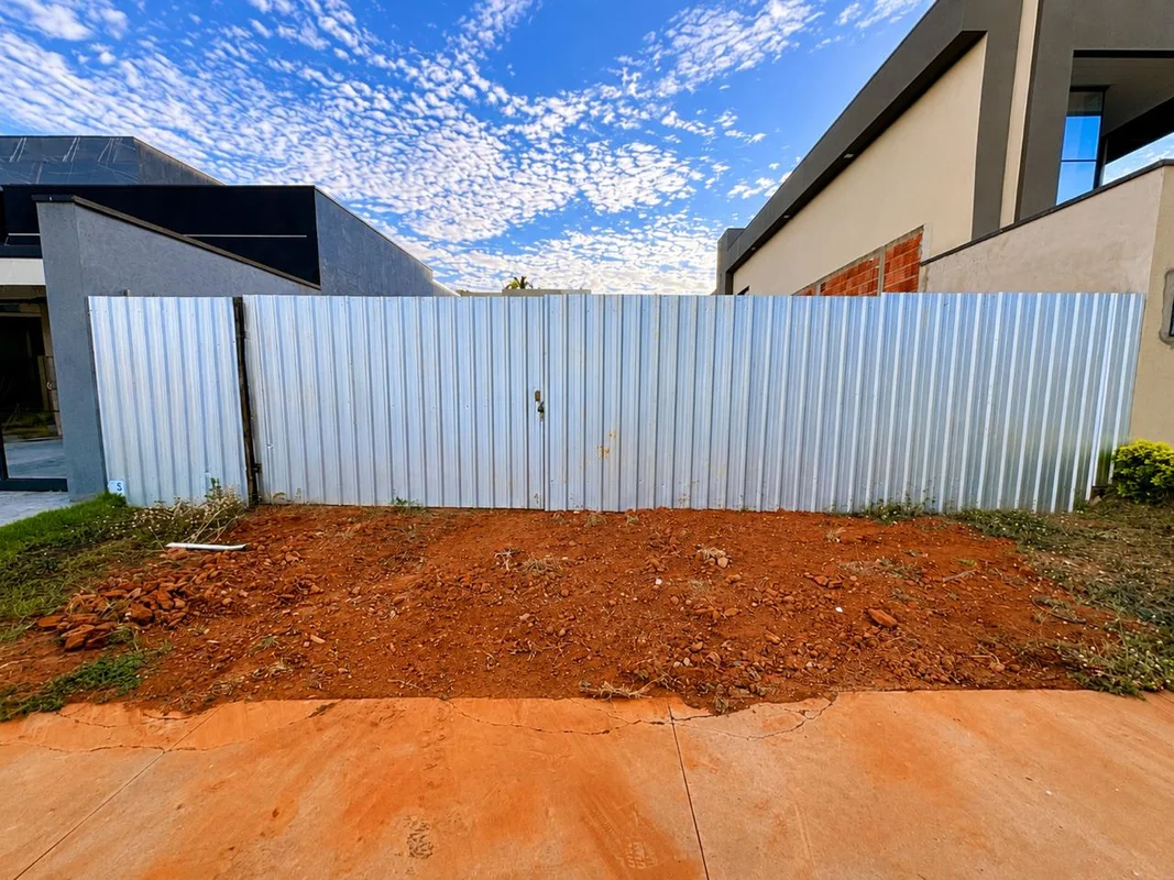 TERRENO À VENDA NA RUA 8 DE VICENTE PIRES | 420 M², NASCENTE E CADASTRADO NA TER...