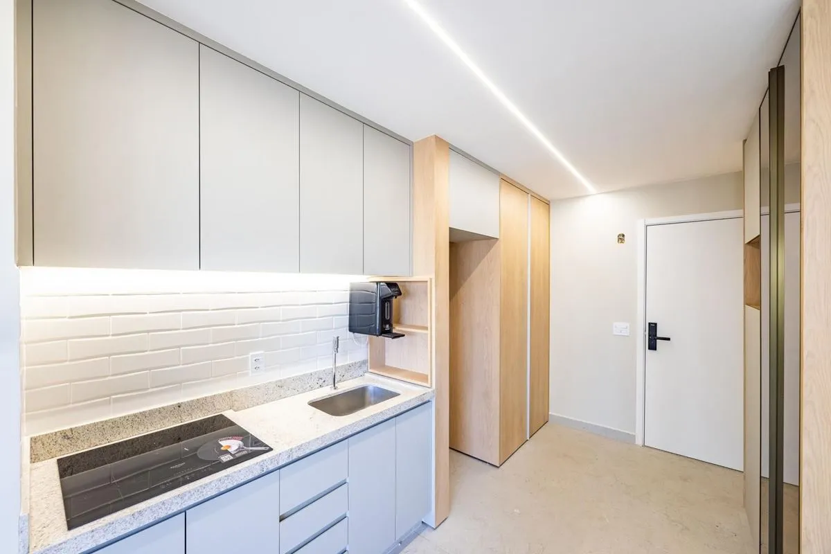 Este apartamento para locação no FR Bueno Municipal tem 76 m² no 13º andar, com ...