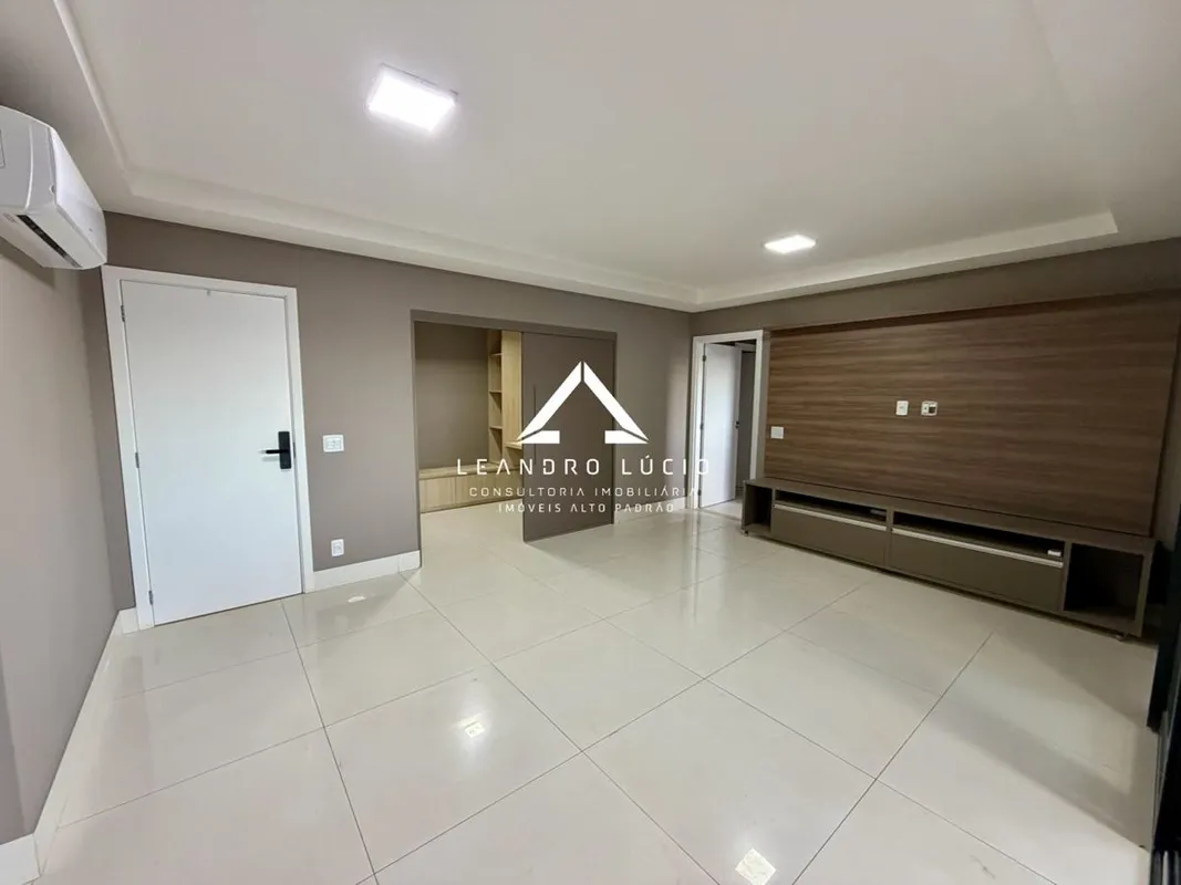 Apartamento à Venda Europark Parque Ibirapuera Park Lozandes Goiânia More espaço...