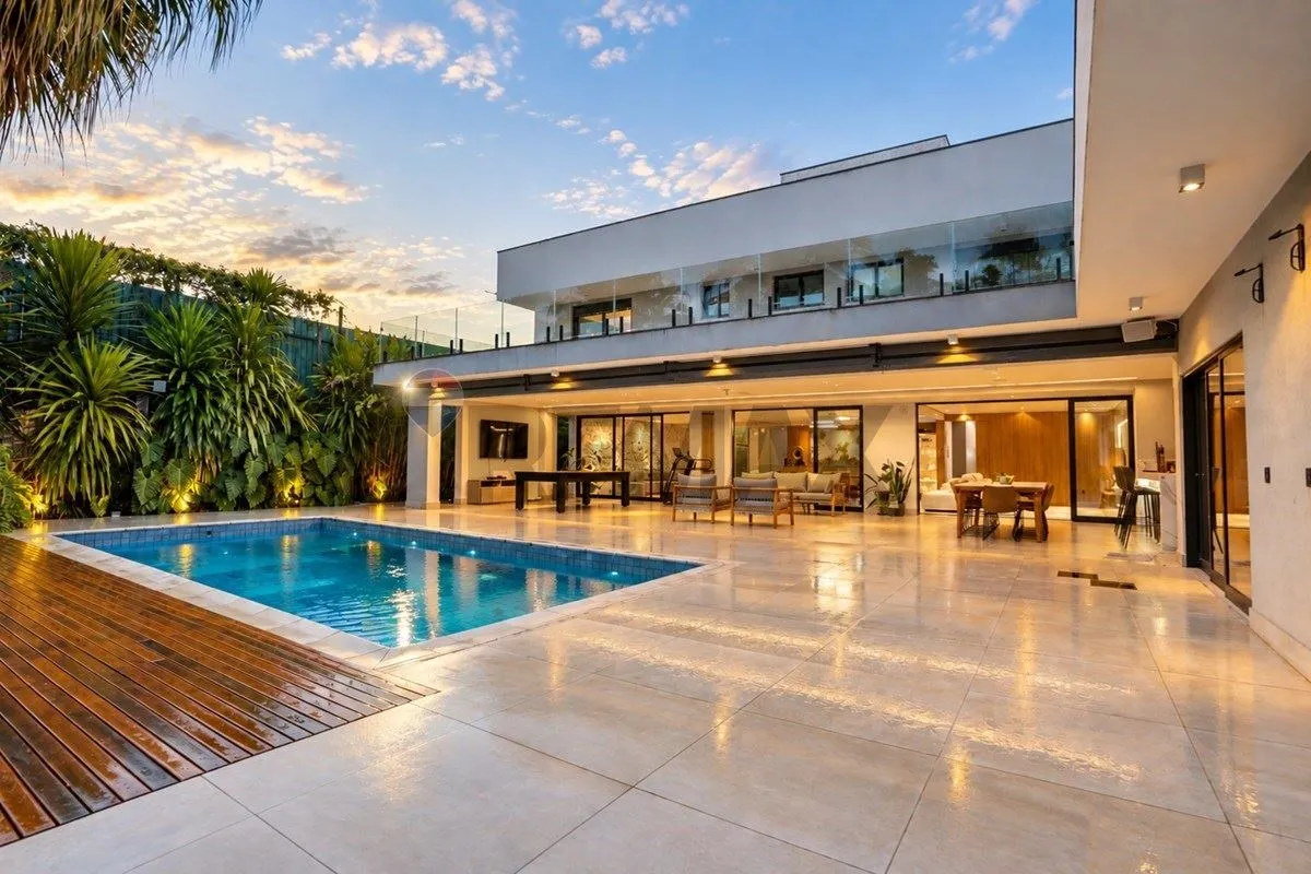 Gabriel Simões CRECI 33.781WhatsApp: 61 98178.4282Casa à venda QL 02, Lago SulÁr...