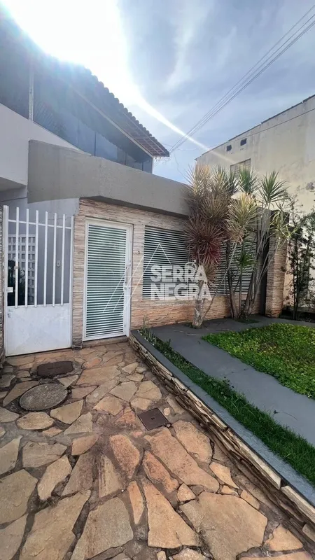 MODALIDADES DE LOCAÇÃO: SEGURO FIANÇA OU TITULO DE CAPITALIZAÇÃO. IMOVEL EM TERR...