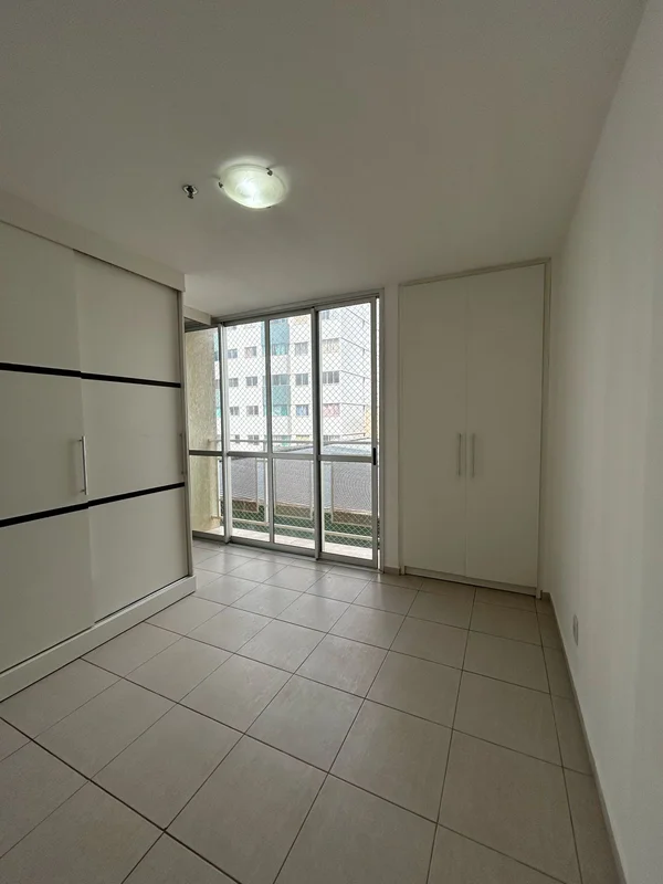 Ótimo apartamento de um quarto na Avenida das Araucárias com elevador e vaga de ...