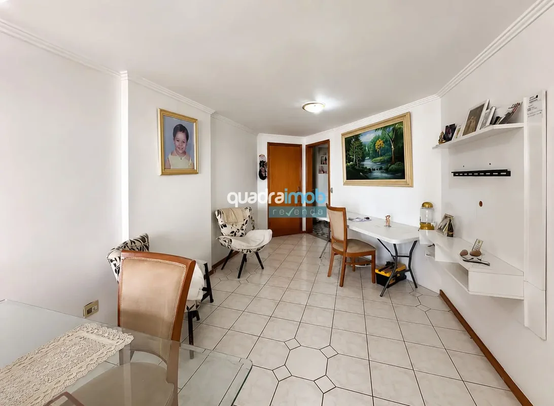 APARTAMENTO EM ÁGUAS CLARAS, COM 90M², 3 QUARTOS, SUÍTE, NASCENTE, VARANDA, 1 VA...