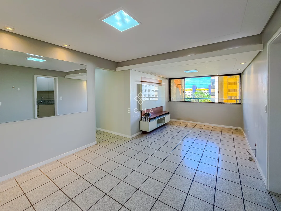 ESPECIFICAÇÕES DO APARTAMENTO:-Sala ampla, bem iluminada e com excelente ventila...
