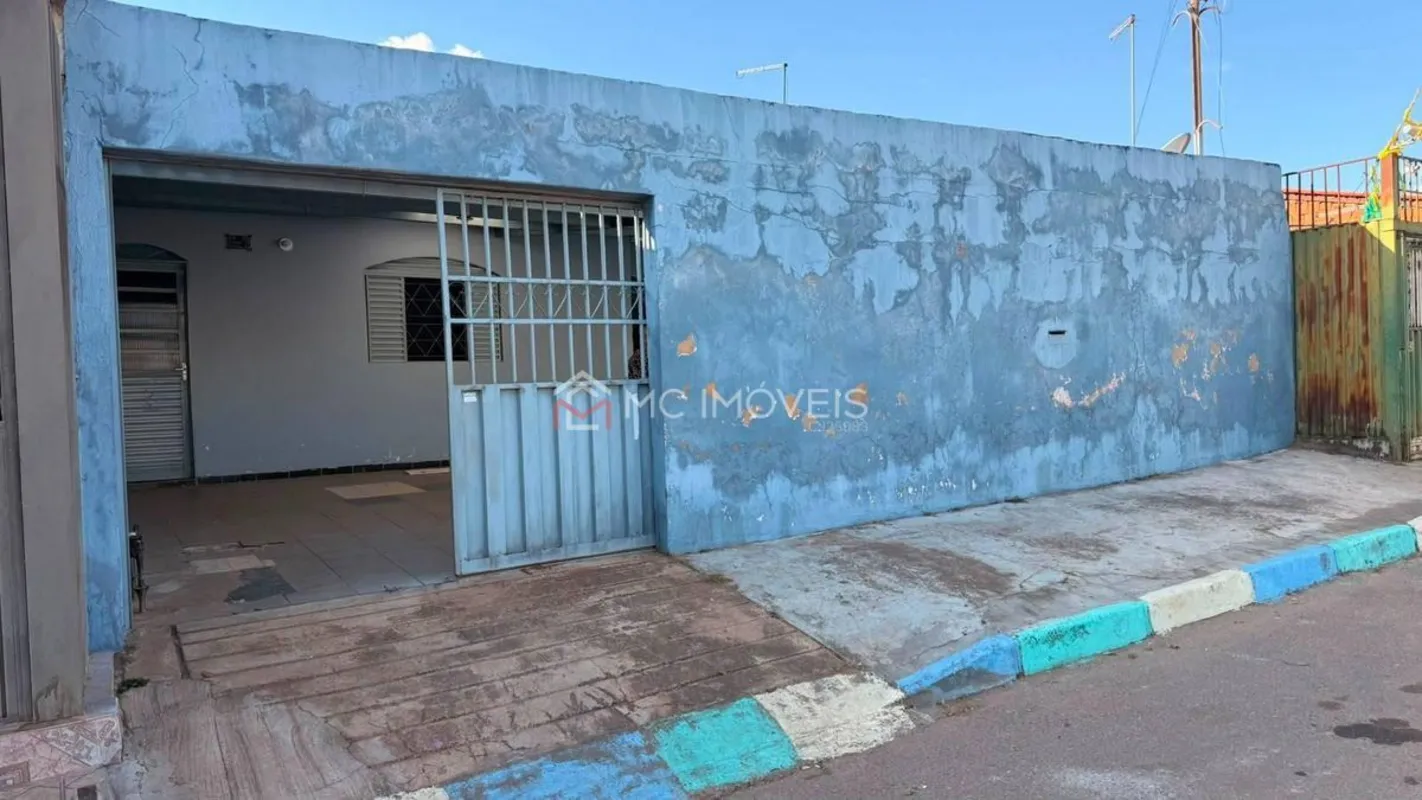 Casa à Venda na QR 100 Conjunto E – Santa Maria | 2 Quartos | FinanciávelExcelen...