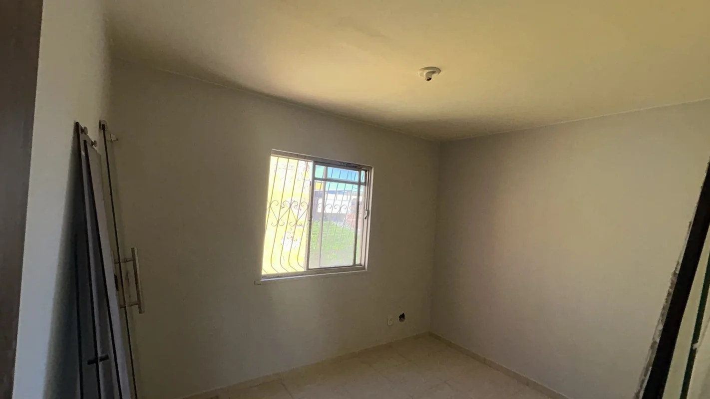 Claudio Sinumbu vende oportunidade unica, imóvel desocupado, apartamento de 3 qu...