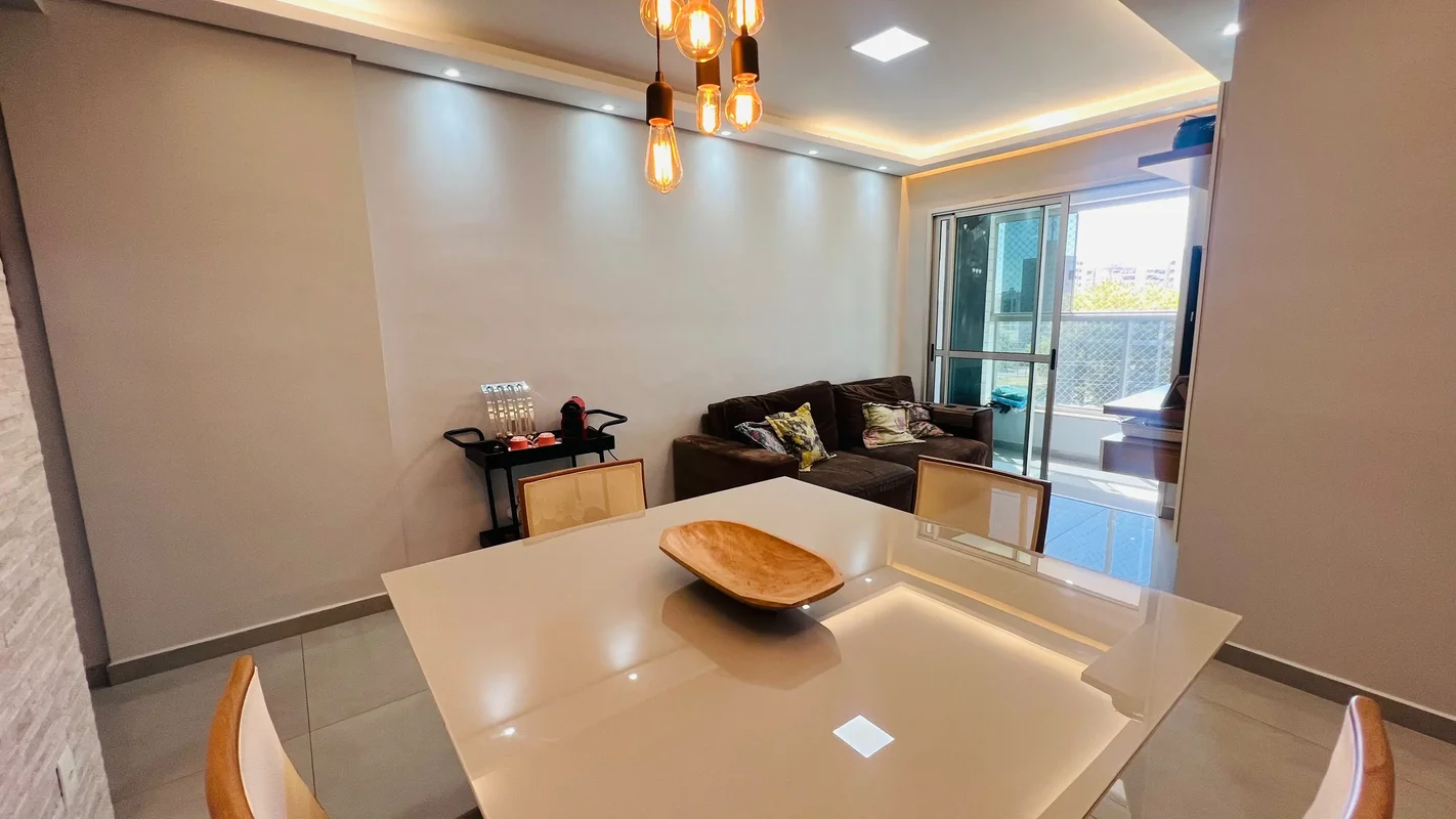 Vendo lindo apartamento de 3 quartos sendo 1 suite e 1 escritório, com armários ...