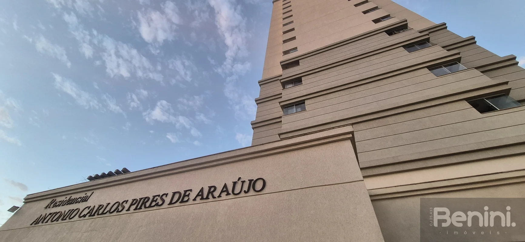 COBERTURA DUPLEX À VENDA | ÁGUAS CLARASno Residencial Antônio Carlos Pires de Ar...