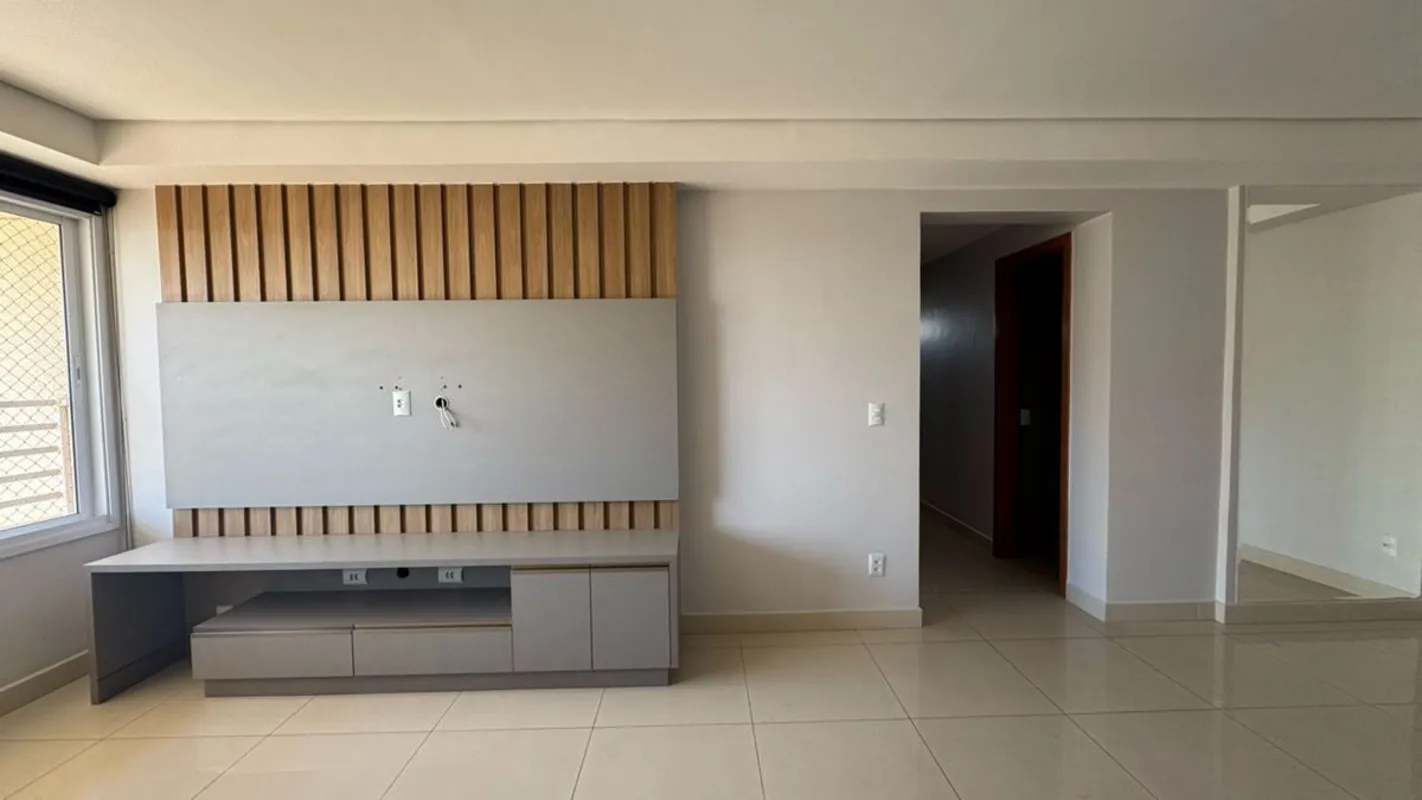 Vende-se, Apartamento, no Condomínio Up Town Home, Setor Jardim Europa, 03 Quart...