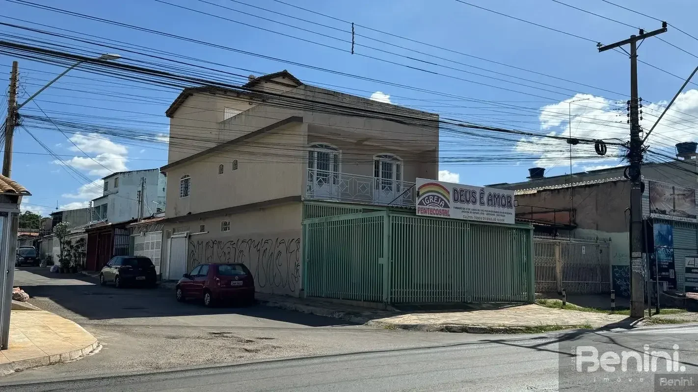 BENINI VENDE ÓTIMACASA DE ESQUINA DEFRENTE PARA A AVENIDA!** RESIDENCIAL** COMER...