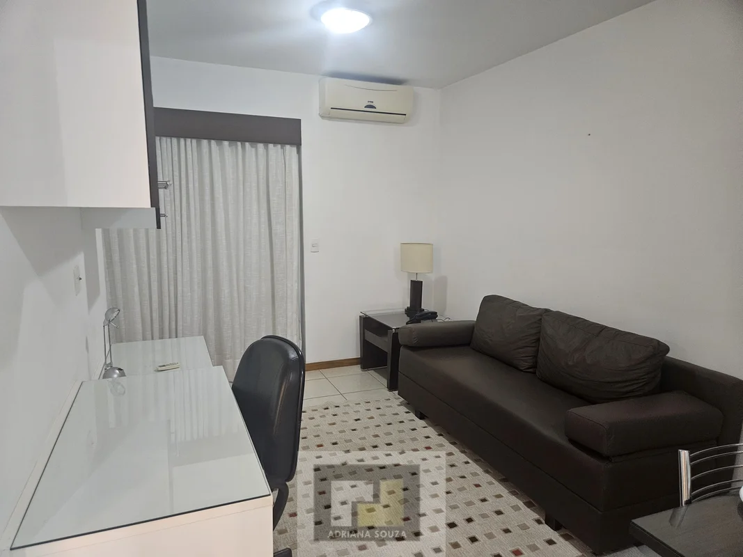 Descubra um apartamento confortável no coração da ASA NORTE, na SHN Quadra 1. Lo...