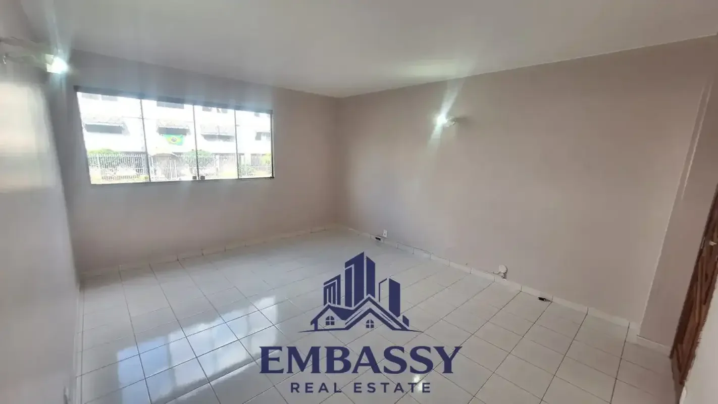 EXCLUSIVIDADE!! 3 QUARTOS TANSFORMADO EM 2 QUARTOS;PRIMEIRO ANDAR;NASCENTE PARA ...