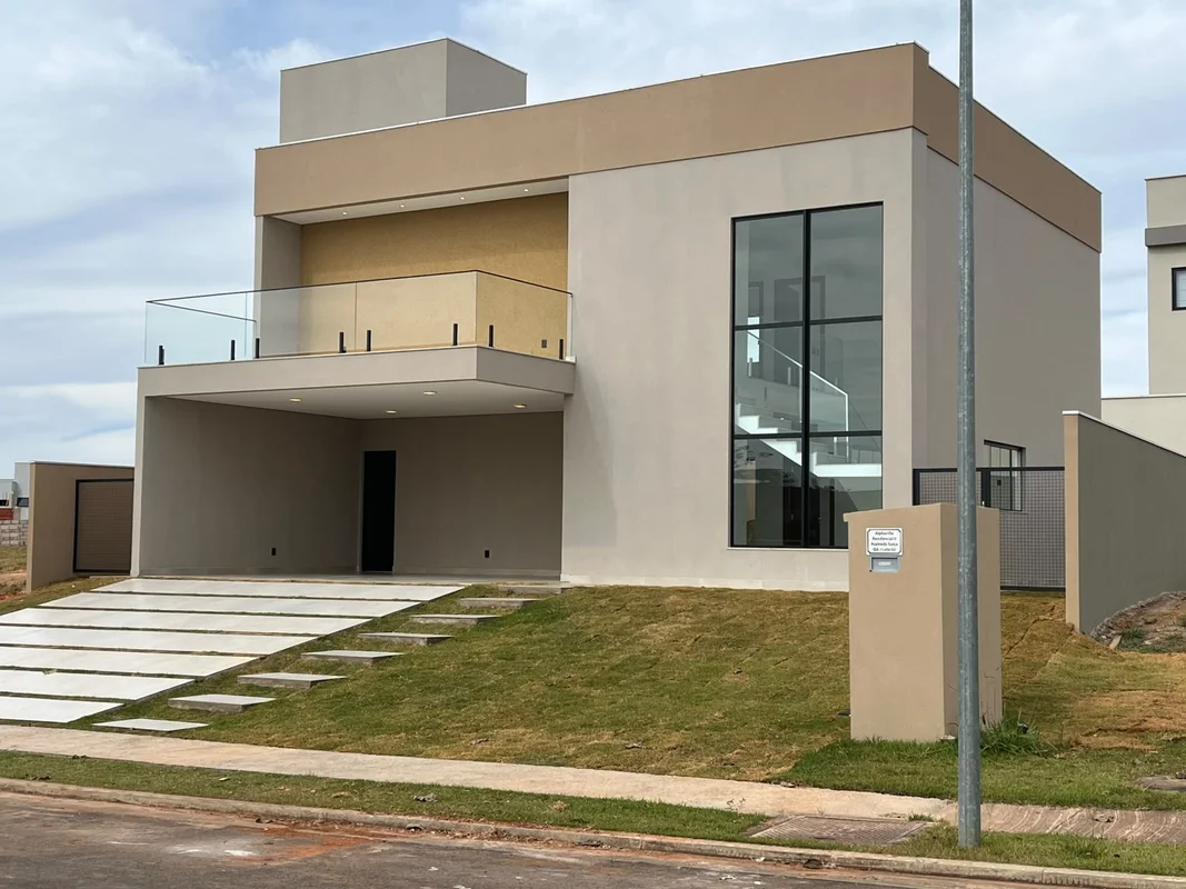 ALUGO CASA NO ALPHAVILLE, com 04 suítes com ares condicionados, a máster com arm...