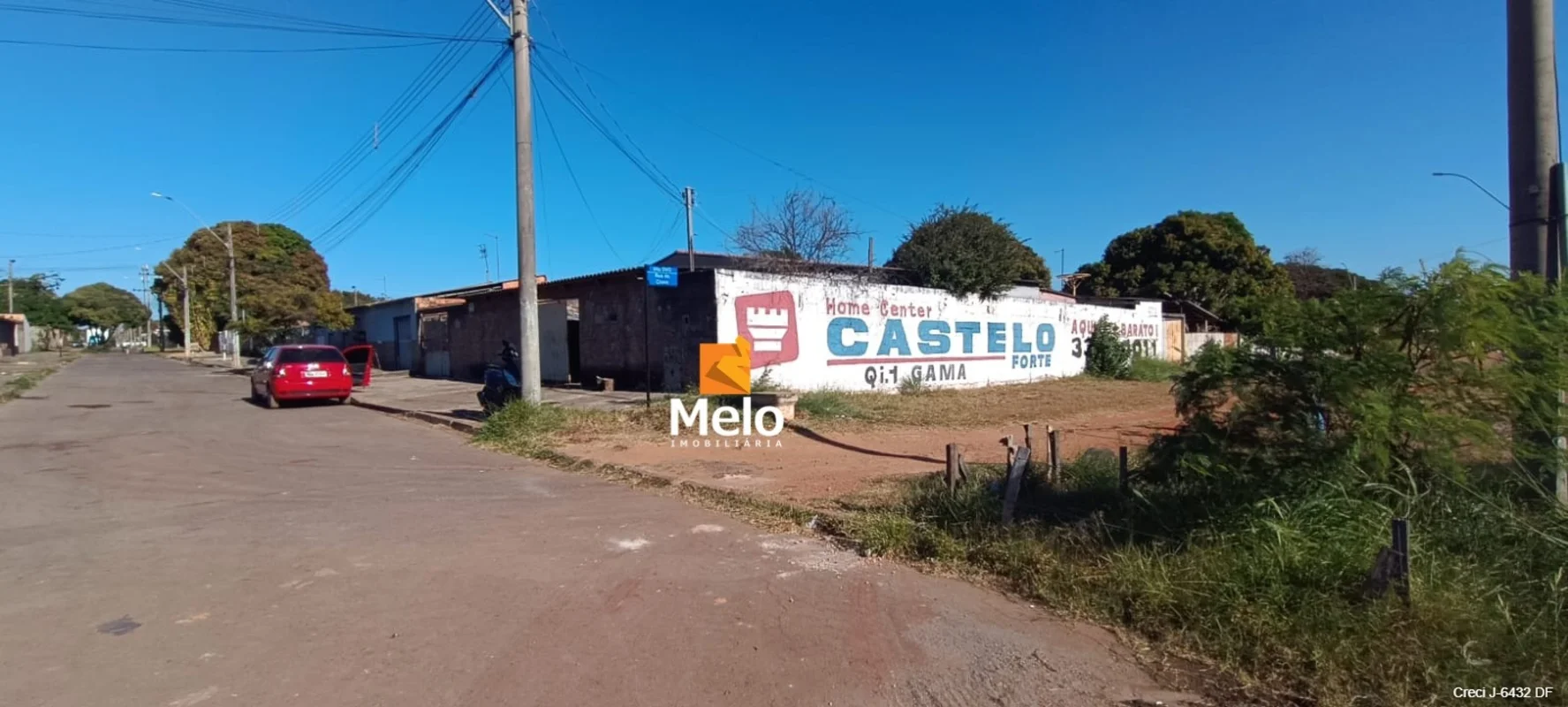 Oportunidade Única no DVO (Santa Maria/DF) – Lote de Esquina com 3 Moradias!Idea...