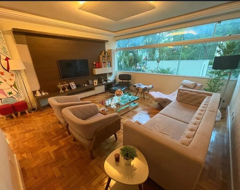 Alugo excelente apartamento, totalmente mobiliado, reformado, cozinha americana,...