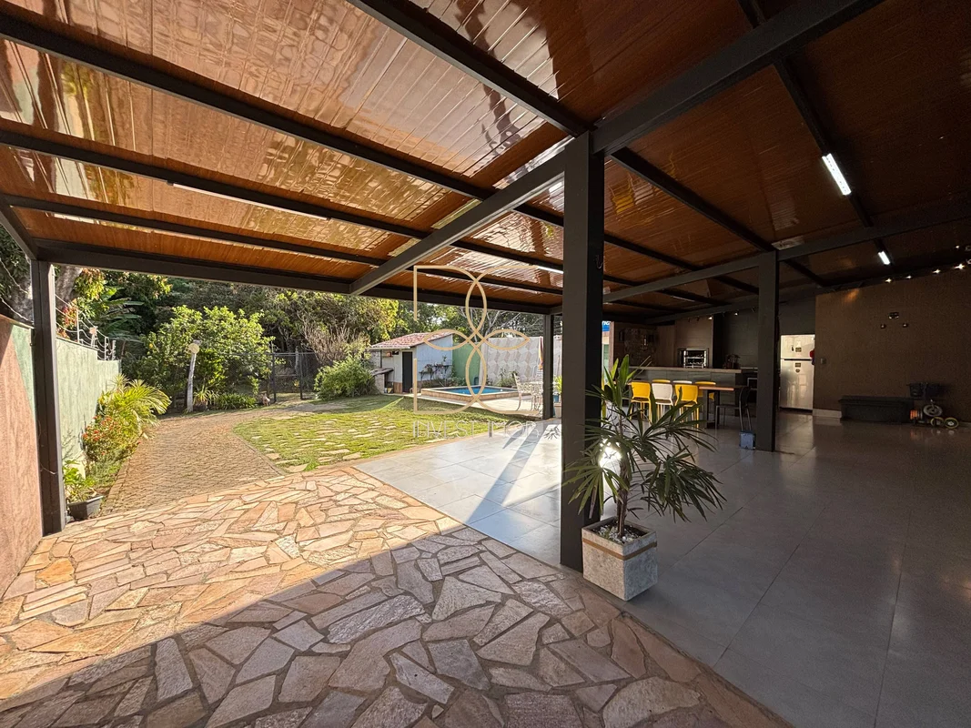 BE INVEST IMOB VENDE: Casa em Condomínio Fechado | Bernardo Sayão – Guará IIUm i...