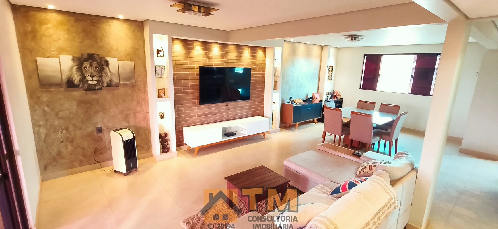 OPORTUNIDADE!INVESTIR, MORAR, OU AS DUAS MODALIDADES!SÃO 3 CASAS NO MESMO LOTE, ...