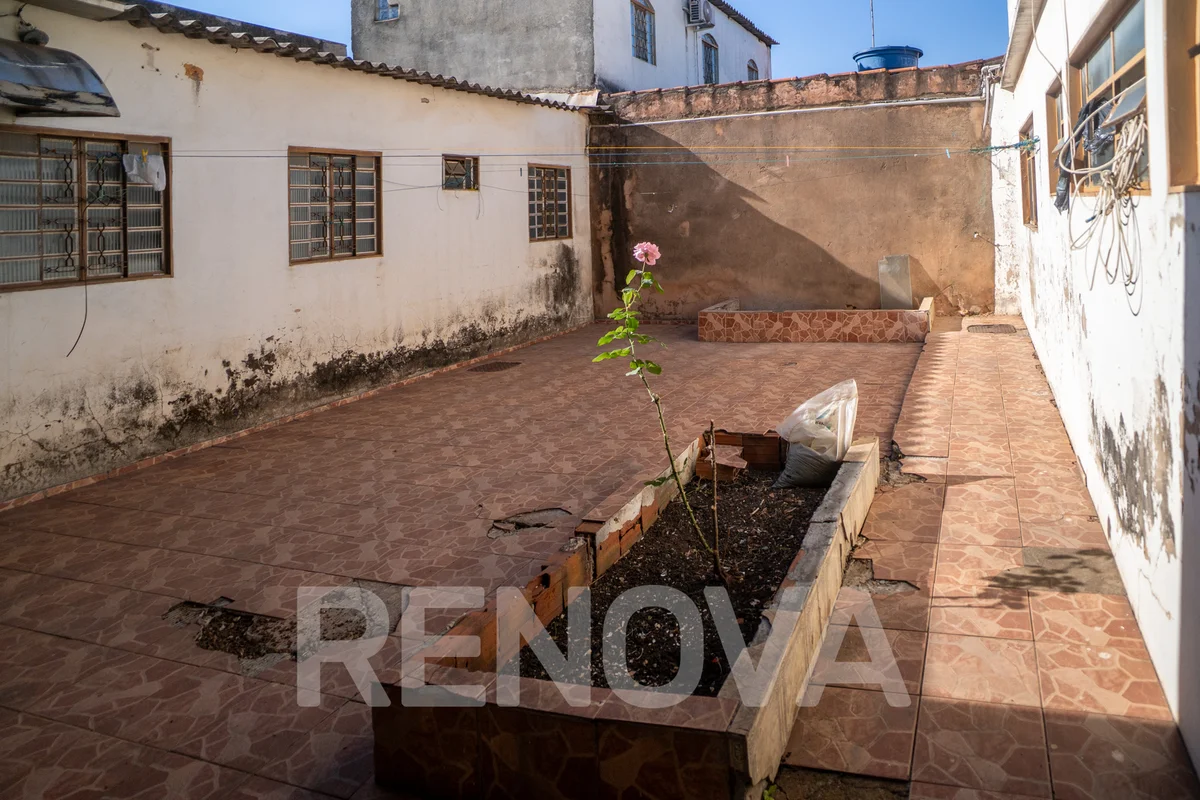 Excelente oportunidade de casa térrea para reforma na QSD 39, Taguatinga Sul, Br...