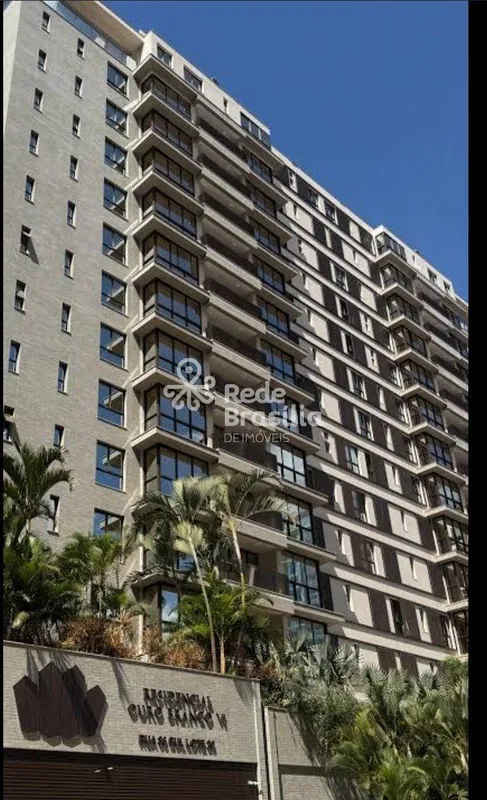 Aluga-se excelente apartamento de 2 quartos, sendo 1 suíte, mobiliado, no Edifíc...