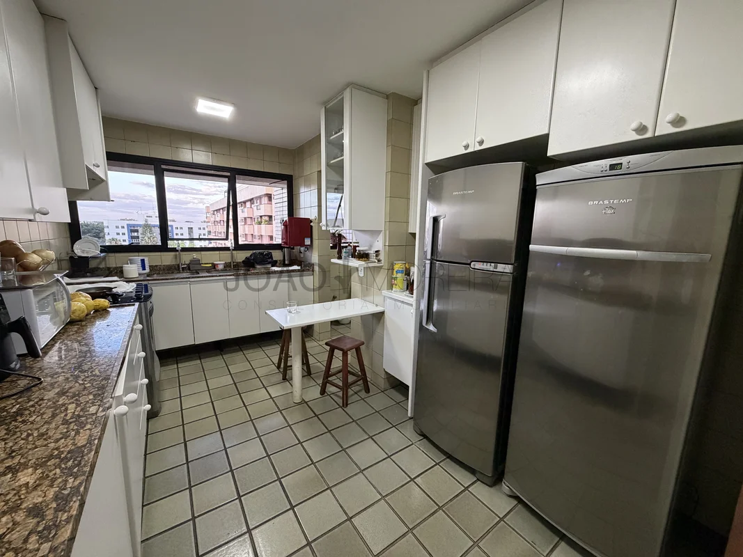 Apartamento de 194m² | 4 Quartos | 2 Suítes | Vista LivreUm apartamento amplo, c...