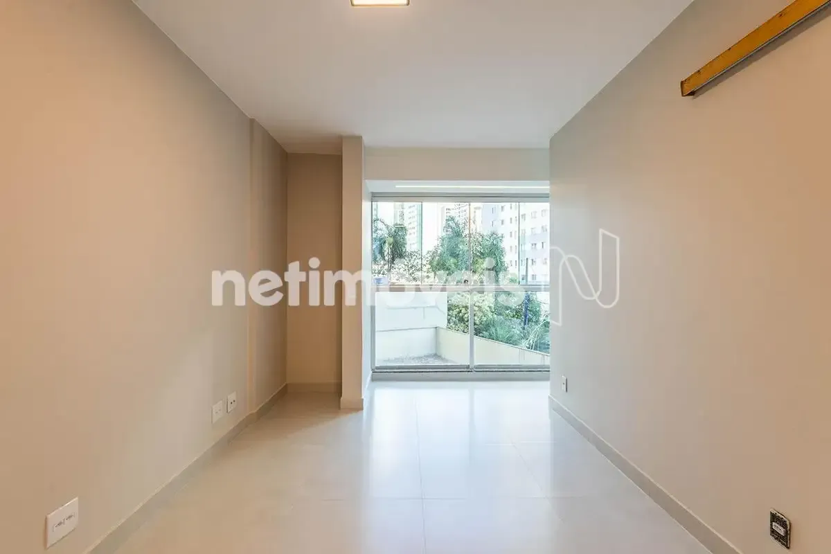 Apartamento 01 Quarto com Garagem Coberta – Condomínio Green Park Center | Águas...