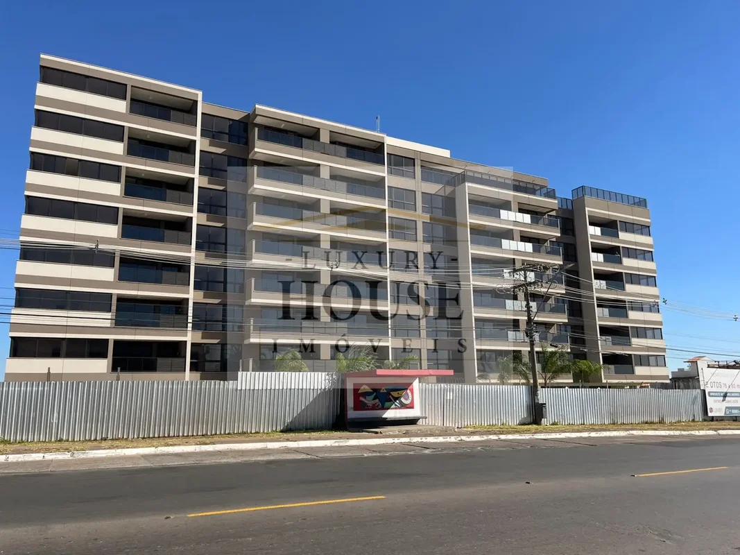 Descubra um apartamento confortável e bem localizado na Quadra 2 Conjunto B 4, S...