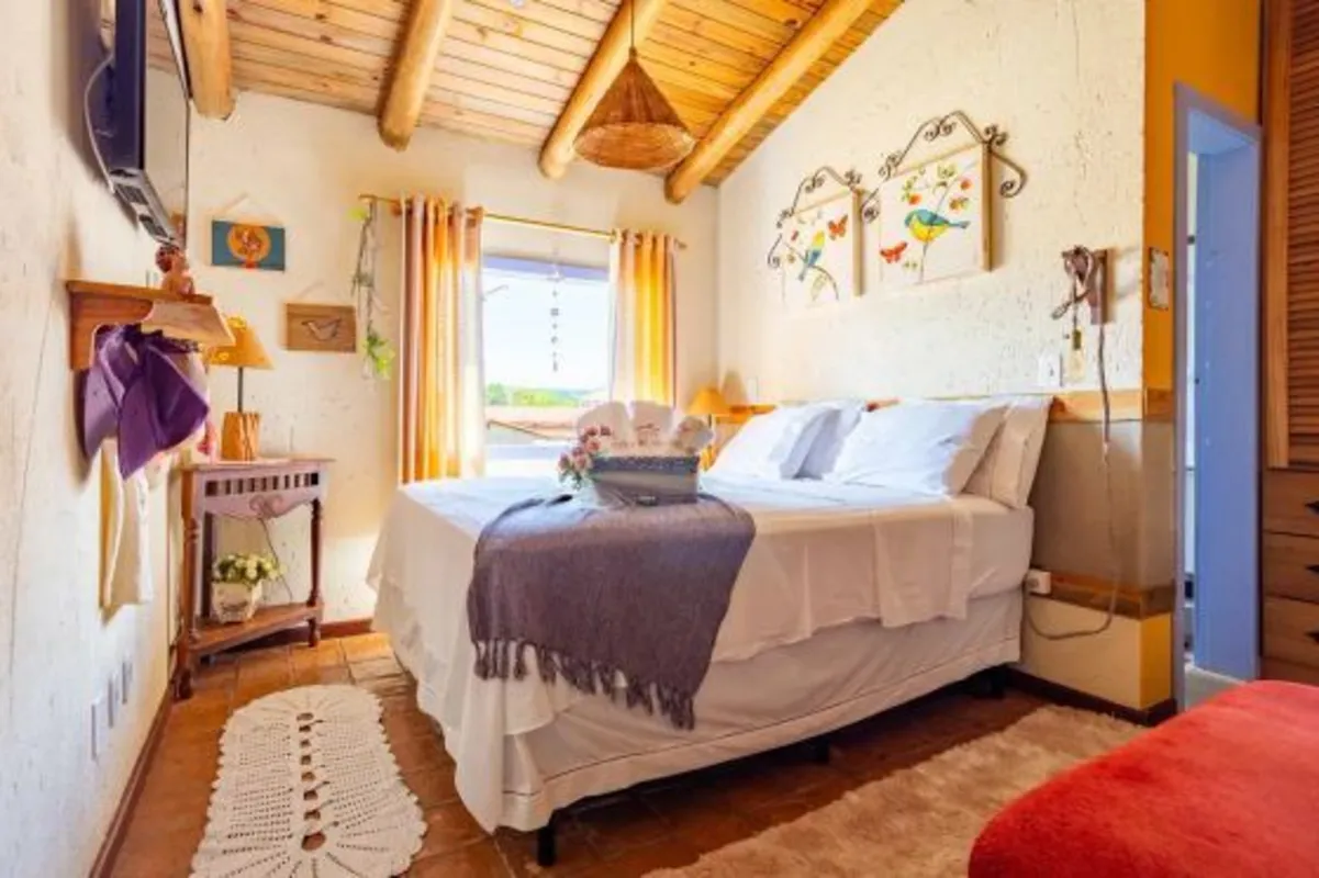Experimente o melhor de Pirenópolis em um loft exclusivo.Este loft de 45m² em co...