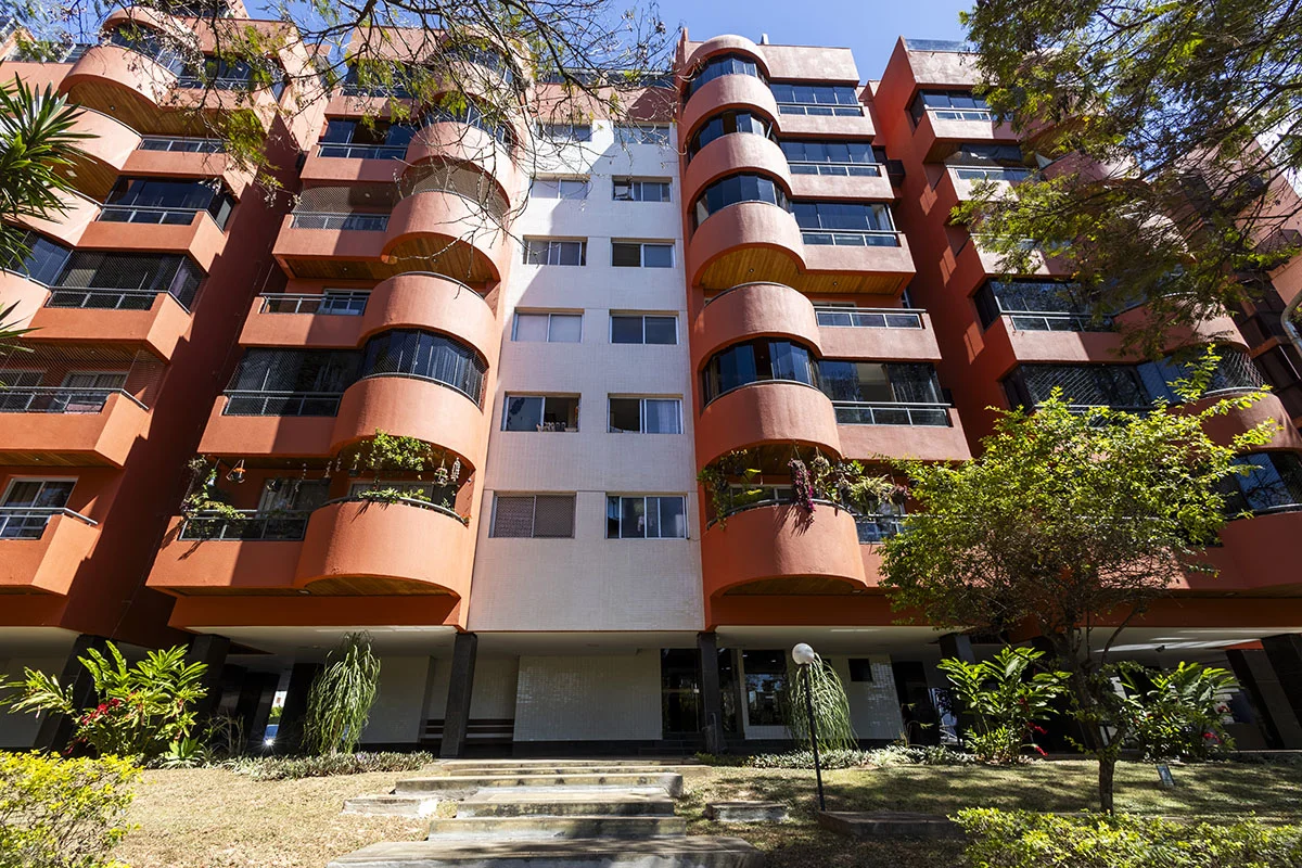 APARTAMENTO À VENDA – SQN 215 | ASA NORTE | PRÓXIMO AO PARQUE OLHOS D’ÁGUAExcele...