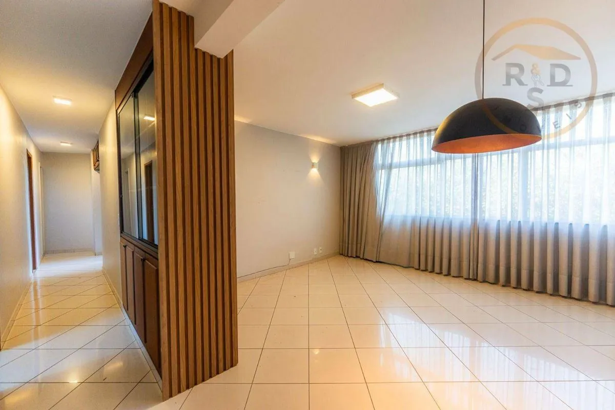 À VENDA/ SQS 406/ ASA SUL/ 3 QUARTOS/ SUÍTE/ ELEVADOR/ NASCENTE/ VAZADO/ 89 m² F...