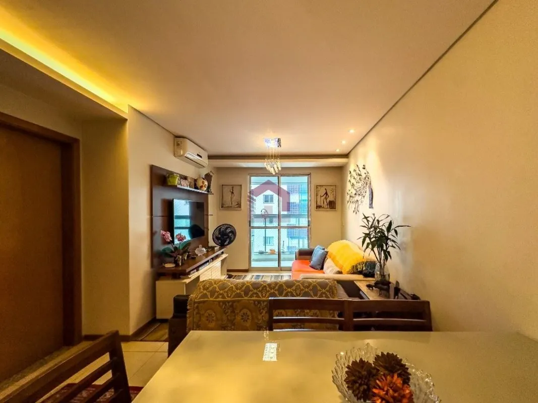 Fernandes & Coelho Imóveis apresenta excelente apartamento de 94m² no Residencia...
