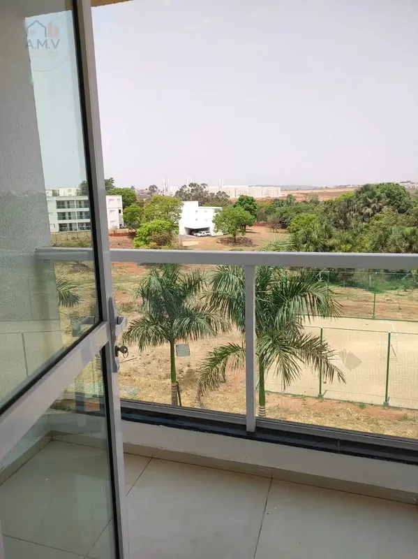 Descubra o conforto de morar na Rua RI 02, no coração do RESIDENCIAL ITAIPU, Goi...