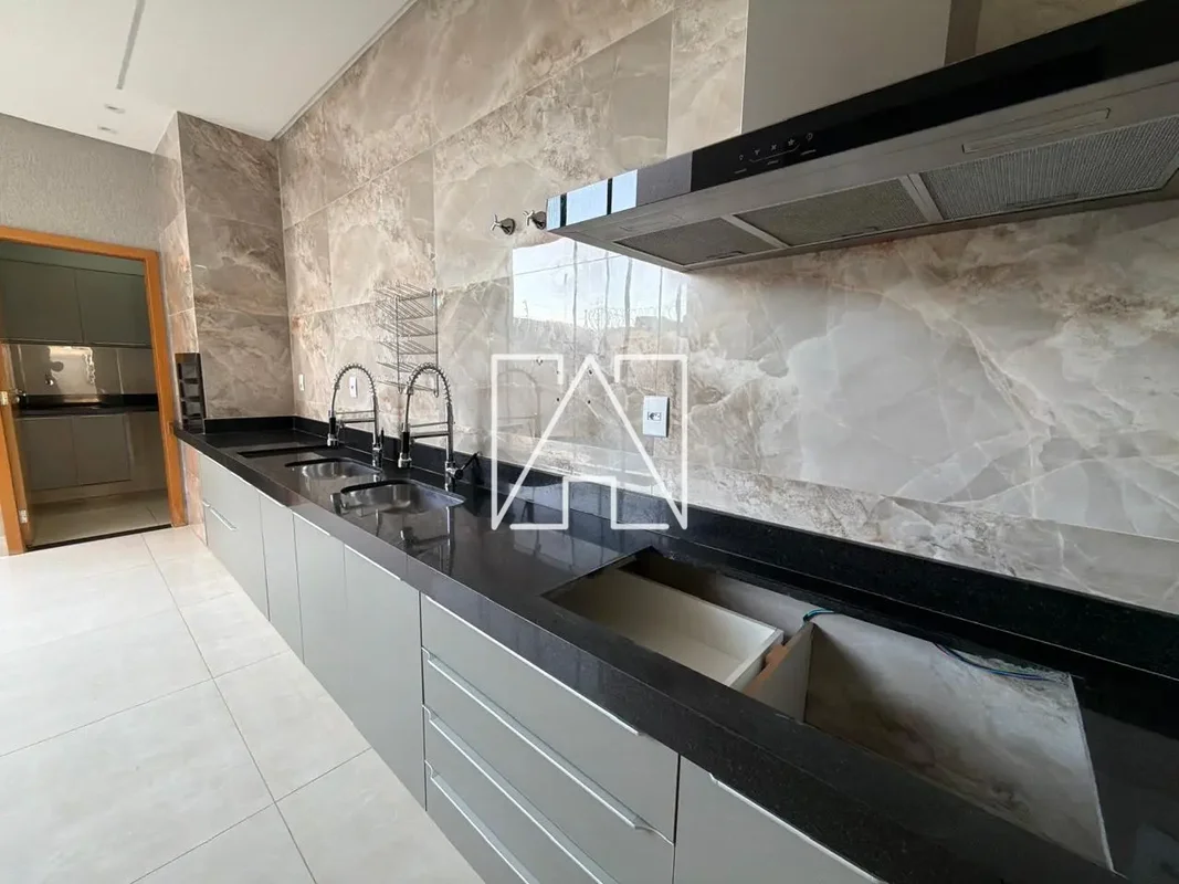 Casa à venda | Jardim AtlânticoCasa moderna, espaçosa e planejada para oferecer ...