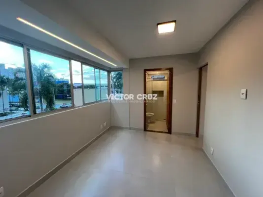Victor Cruz Negócios Imobiliários LTDA vende:Rua 20 Norte, Green Park Center, Ág...